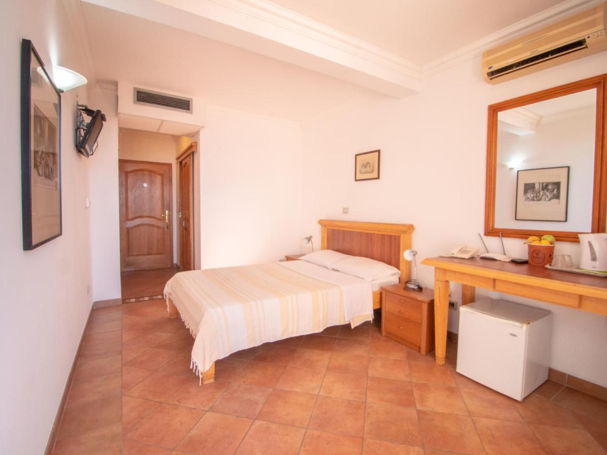 Apartments And Rooms Levantin Inn 斯韦蒂·斯特凡 外观 照片