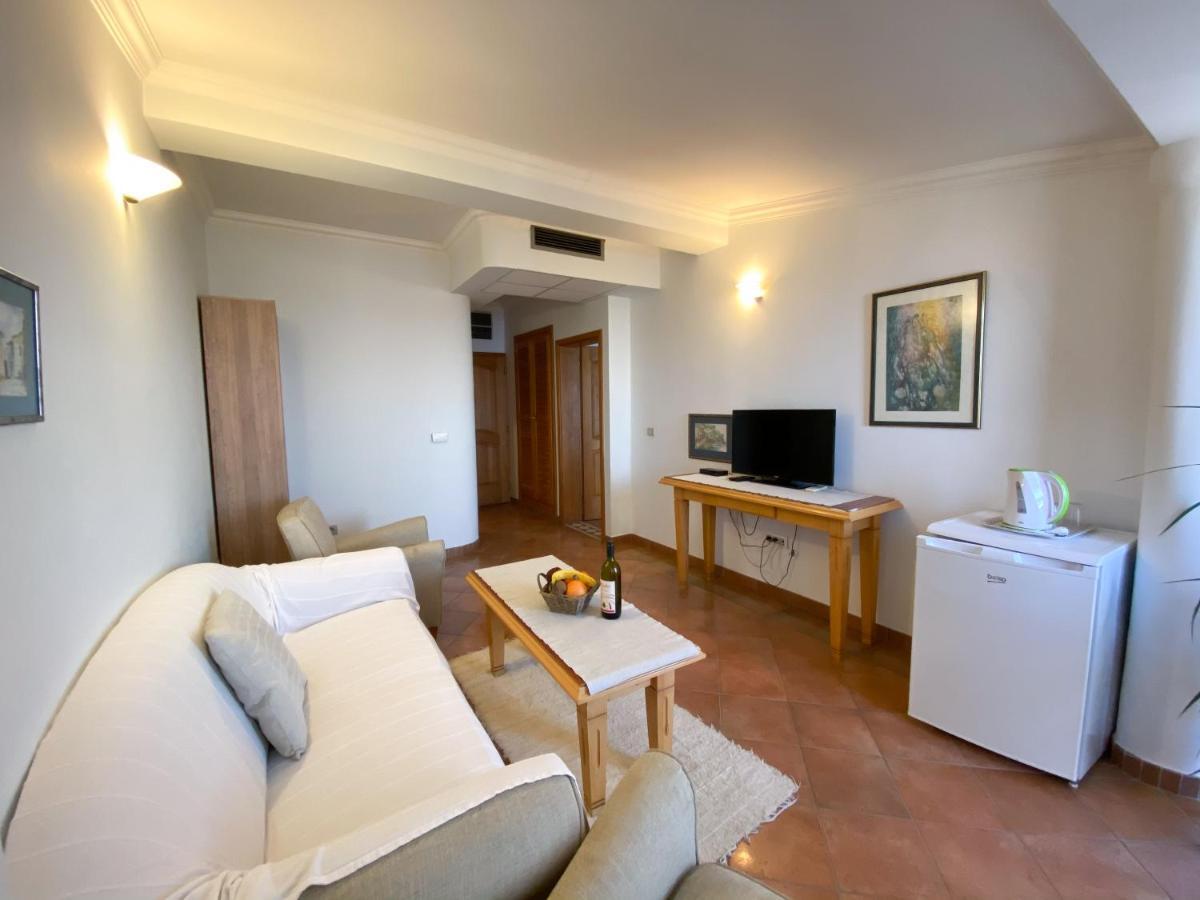 Apartments And Rooms Levantin Inn 斯韦蒂·斯特凡 外观 照片